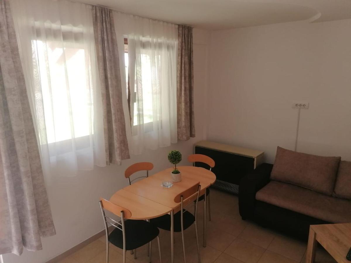 Ferienwohnung Vikendica Matovic Ovcar Banja Exterior foto